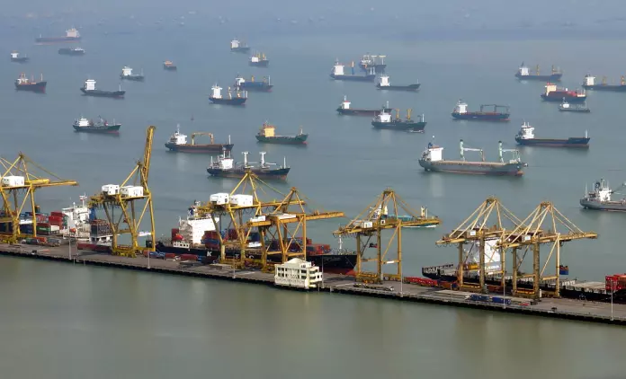The Strategic Port of Tanjung Perak Surabaya: Gateway to Indonesia's Maritime Trade
